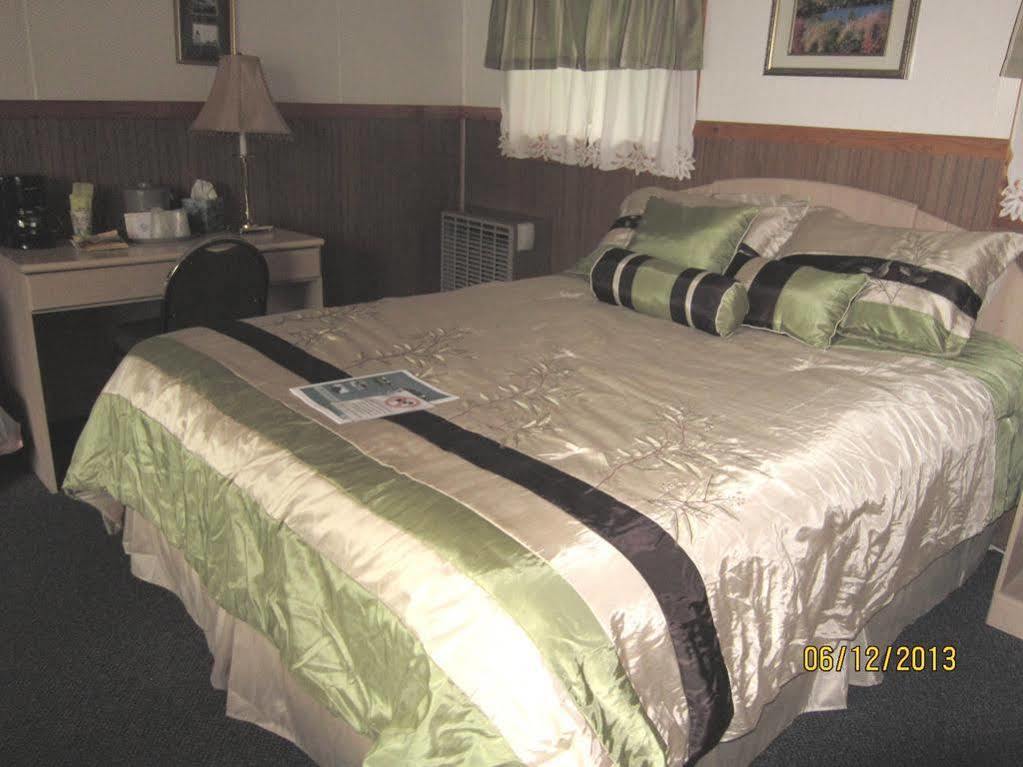 Twilite Motel Эллсуорт Экстерьер фото