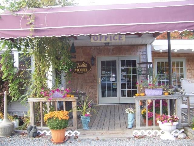 Twilite Motel Эллсуорт Экстерьер фото